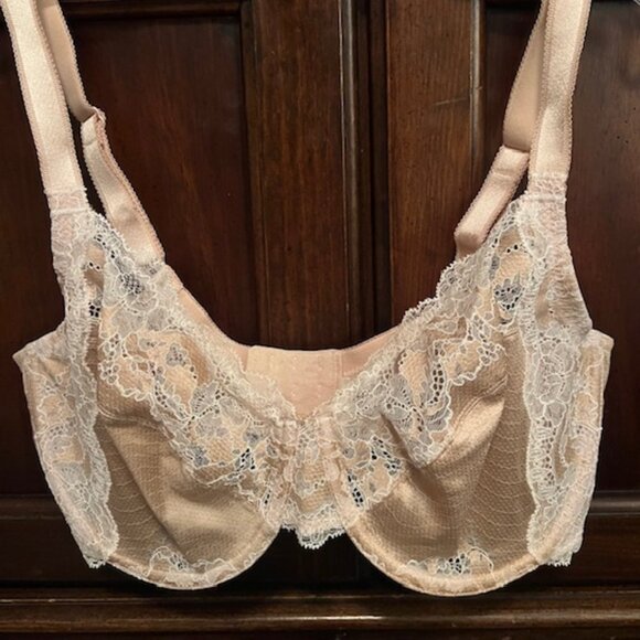 Wacoal 855256 Lace Full Figure Unlined Underwire Bra 36DD - Picture 2 of 5